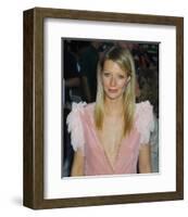 Gwyneth Paltrow-null-Framed Photo