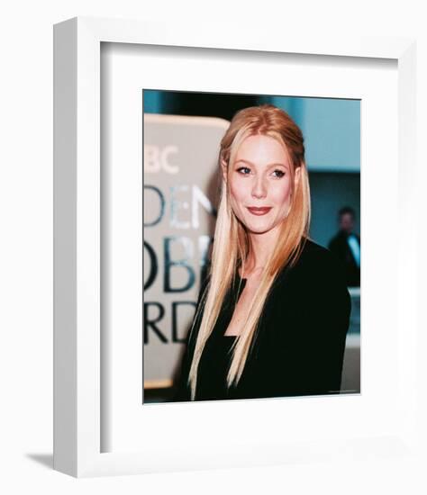 Gwyneth Paltrow-null-Framed Photo