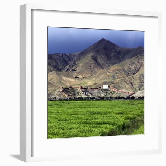 Gyantse Dzong, Gyantse County, Shigatse Prefecture, Tibet, China-Ivan Vdovin-Framed Photographic Print