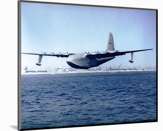 H-4 Hercules Spruce Goose-null-Mounted Art Print