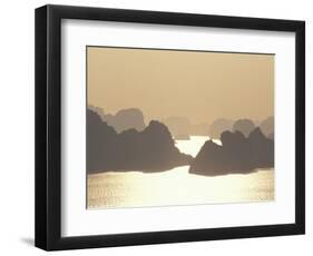 Ha Long Bay and Karst Hills at Sunset, Vietnam-Keren Su-Framed Photographic Print