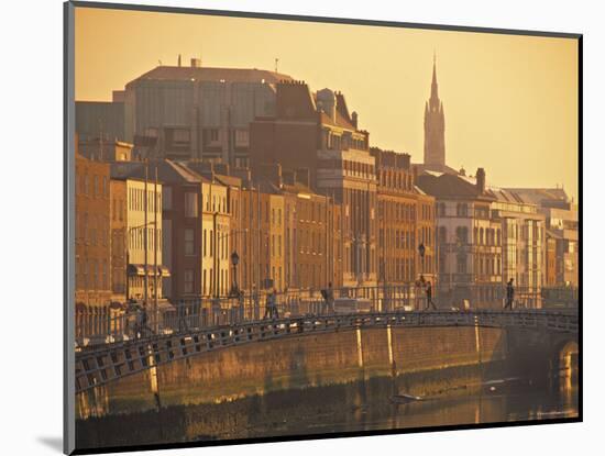 Ha' Penny Bridge, Dublin, Ireland-Jon Arnold-Mounted Photographic Print