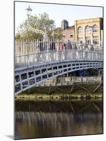 Ha' Penny Bridge on the Liffey River, Dublin, Republic of Ireland, Europe-Oliviero Olivieri-Mounted Photographic Print