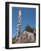 Haida Totem Pole and Tourist Shop, Queen Charlotte Islands, Canada-Savanah Stewart-Framed Photographic Print
