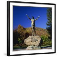 Hail to the Sunrise Statue of Mohawk Indian, on the Mohawk Trail, Massachusetts, New England, USA-Roy Rainford-Framed Photographic Print