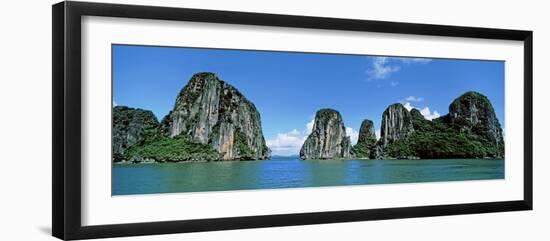 Halong Bay, Gulf of Tonkin, Vietnam-null-Framed Photographic Print