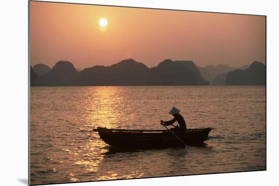 Halong Bay, Vietnam, Indochina, Southeast Asia-Colin Brynn-Mounted Photographic Print