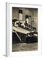 Hamburg, Dampfschiff, Einbooten, Passagiere-null-Framed Giclee Print
