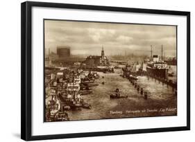 Hamburg, Hafen, Dampfer Cap Polonio, Silo, Kutter-null-Framed Giclee Print