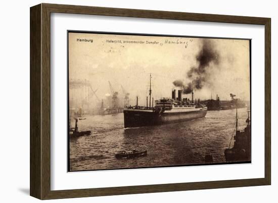 Hamburg, Hafen Mit Dampfer Hamburg Der Hapag-null-Framed Giclee Print