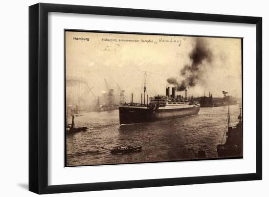 Hamburg, Hafen Mit Dampfer Hamburg Der Hapag-null-Framed Giclee Print