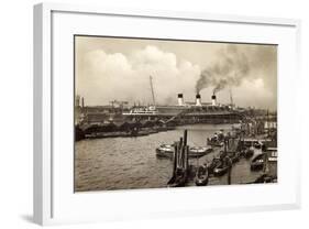 Hamburg, HSDG, Dampfschiff Cap Arcona, Jonas-null-Framed Giclee Print