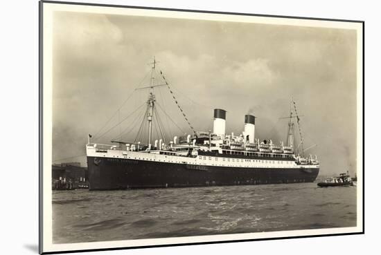 Hamburg, M.S. Monte Cervantes Im Hafen, Boot-null-Mounted Giclee Print