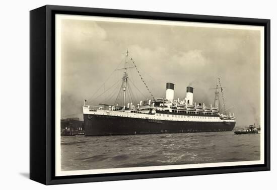 Hamburg, M.S. Monte Cervantes Im Hafen, Boot-null-Framed Stretched Canvas