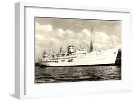 Hamburger Hafen, Dampfer Ariadne Vor Anker-null-Framed Giclee Print