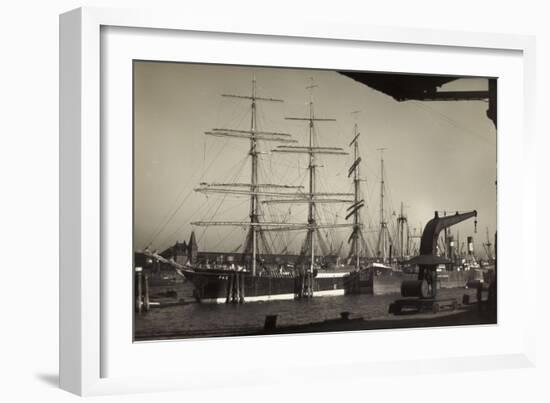 Hamburger Hafen, Viermast Bark Padua, Segelschiff-null-Framed Giclee Print