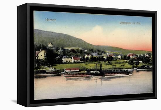 Hameln A.D. Weser, Dampfer Kronprinz Wilhelm, Ort-null-Framed Stretched Canvas