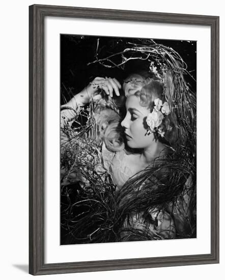 Hamlet, 1948-null-Framed Photographic Print