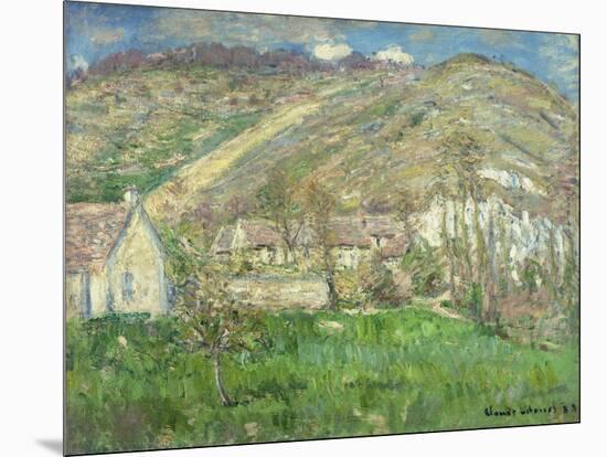 Hamlet in the Cliffs Near Giverny; Hameau De Falaises Pres Giverny, 1885-Claude Monet-Mounted Giclee Print
