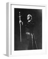 Hamlet, Laurence Olivier, 1948-null-Framed Photo