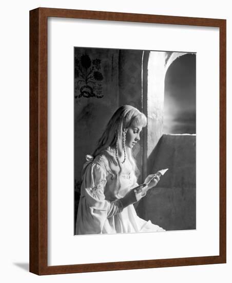 Hamlet-null-Framed Photo