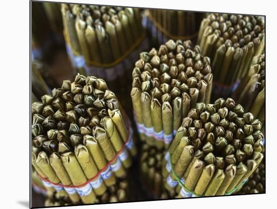 Hand Rolled Cigars-Jon Hicks-Mounted Photographic Print