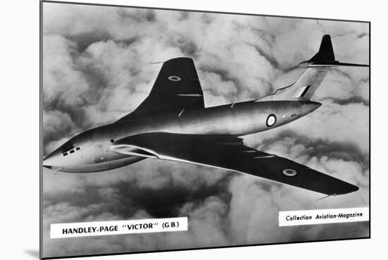 Handley Page Victor-null-Mounted Photographic Print