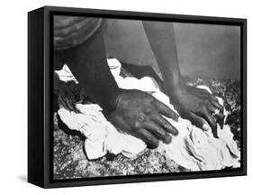 Hands of a Woman, Mexico, 1926-Tina Modotti-Framed Stretched Canvas