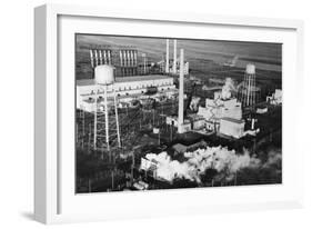 Hanford, WA Industrial Plant Photograph - Hanford, WA-Lantern Press-Framed Art Print