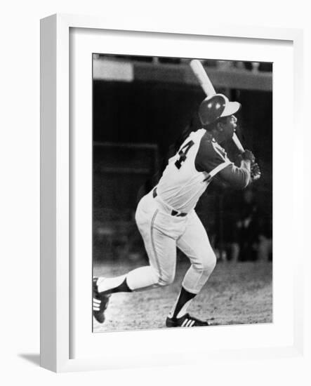 Hank Aaron (1934-)-null-Framed Giclee Print