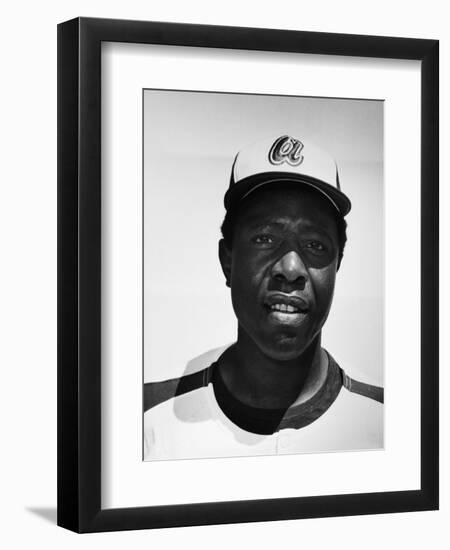 Hank Aaron (1934-)-null-Framed Giclee Print