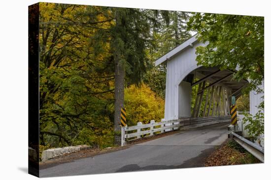 Hannah Covered Bridge spans Thomas Creek in Linn County, Oregon, USA-Chuck Haney-Stretched Canvas