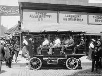 Seeing Chicago, auto at Monroe near State, Chicago, Illinois, 1900-Hans Behm-Laminated Photographic Print