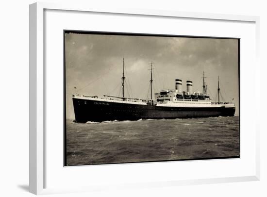 Hapag, Dampfschiff Deutschland Auf Hoher See-null-Framed Giclee Print