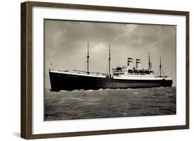 Hapag, Dampfschiff Deutschland, Transatlantik-null-Framed Giclee Print