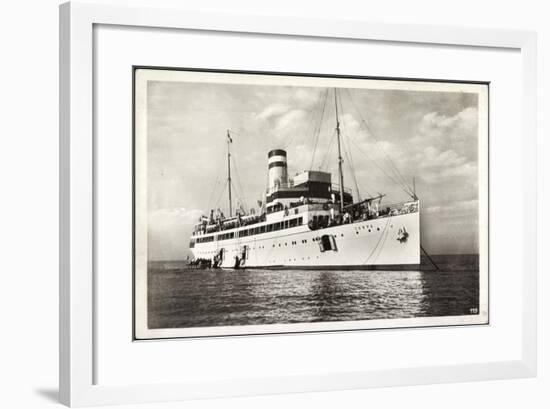 Hapag,Seebäderdienst,Dampfschiff Cobra Vor Helgoland-null-Framed Giclee Print