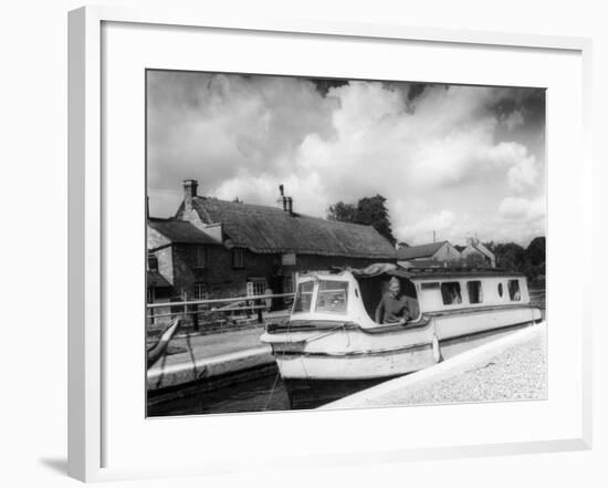 Happy Motor Boat Cruiser-null-Framed Photographic Print