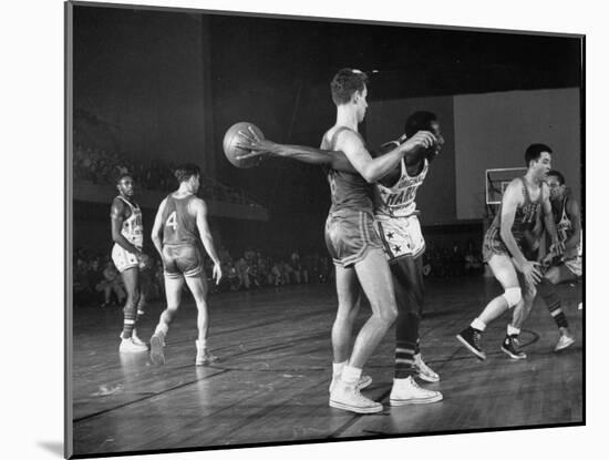 Harlem Globetrotters Playing a Basketball Game-J^ R^ Eyerman-Mounted Premium Photographic Print