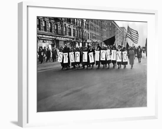 Harlem Protests the Scottsboro Verdict as a L-Y-N-C-H-I-N-G-null-Framed Photo