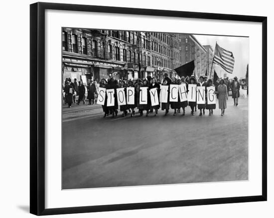 Harlem Protests the Scottsboro Verdict as a L-Y-N-C-H-I-N-G-null-Framed Photo