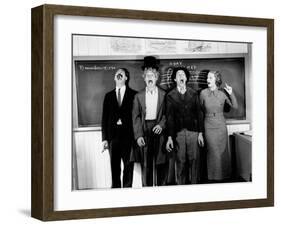 Harpo Marx, the Marx Brothers, Chico Marx, Groucho Marx-null-Framed Photographic Print