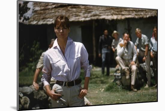 HATARI !, 1962 directed by HOWARD HAWKS Elsa Martinelli (photo)-null-Mounted Photo