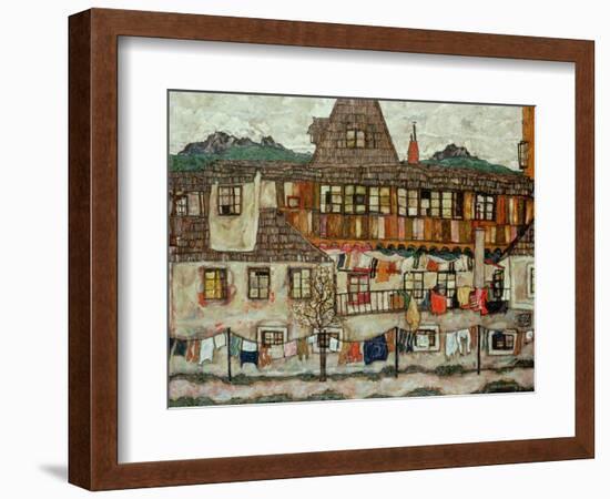 Haus mit trocknender Waesche (House with drying laundry), 1917-Egon Schiele-Framed Giclee Print
