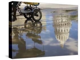 Havana, Capitolio Building, Cuba-Paul Harris-Stretched Canvas