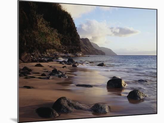 Hawaii, Kauai, Haena Sp, a View of the Na Pali Coast from Kee Beach-Christopher Talbot Frank-Mounted Photographic Print