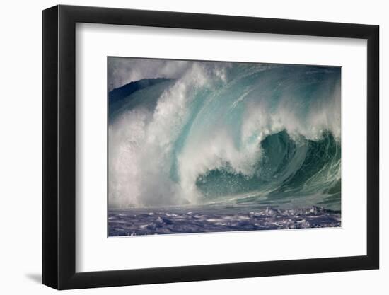 Hawaii, Oahu, Large Waves Along the Pipeline Beach-Terry Eggers-Framed Photographic Print