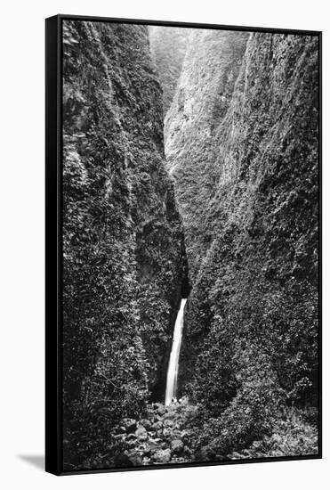 Hawaii - Sacred Falls on Oahu Island-Lantern Press-Framed Stretched Canvas