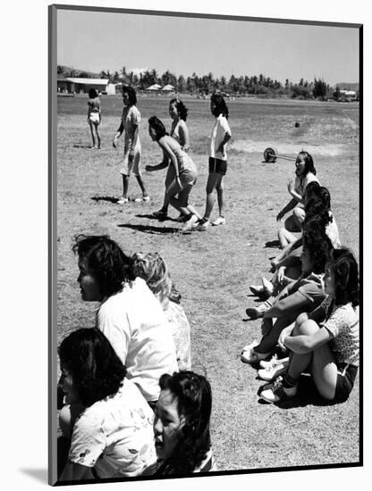 Hawaiian Schoolgirls-null-Mounted Photographic Print