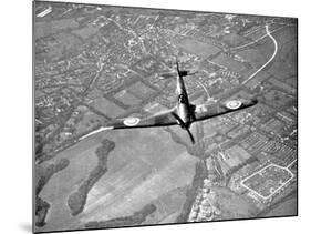 Hawker Hurricane in Flight, Battle of Britain, World War II, 1940-null-Mounted Giclee Print