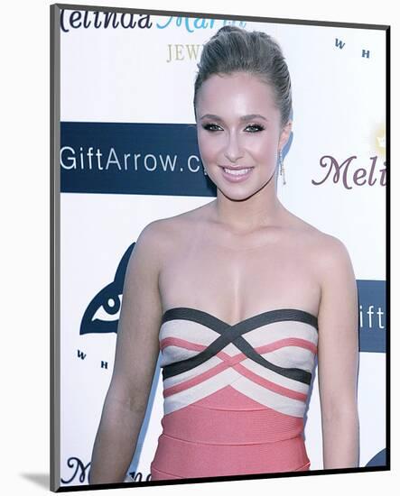 Hayden Panettiere-null-Mounted Photo